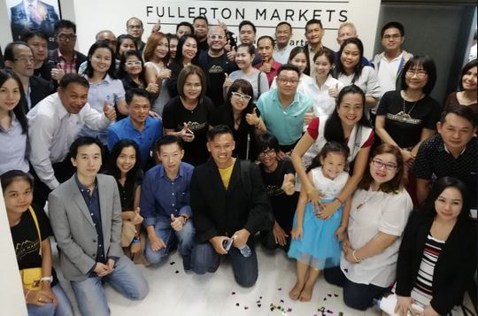 Các thành viên của sàn Fullerton Markets